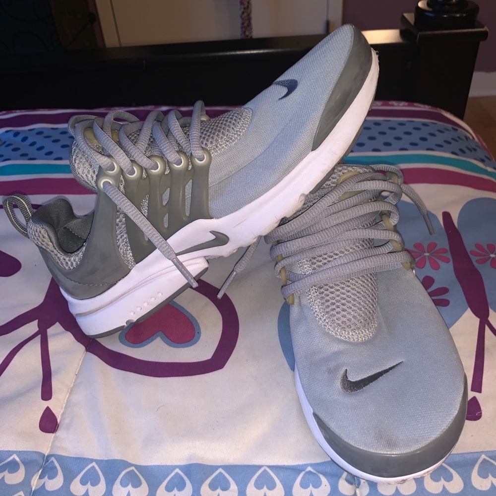 Nike Air Presto 'Wolf Gray'
